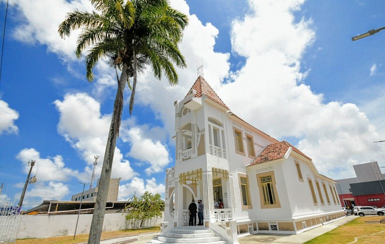 City Tour -  Centro Histórico, Centro Cultural São Francisco, Praça dos Três Poderes, Museu da casa de João Pessoa, Lagoa, Ponto Extremo Oriental das Américas - foto 5